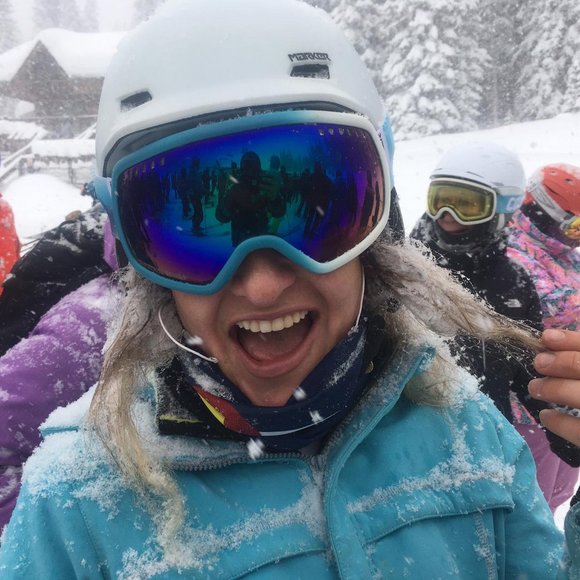 Meet your Posher, Tifany - Picture 1 of 1